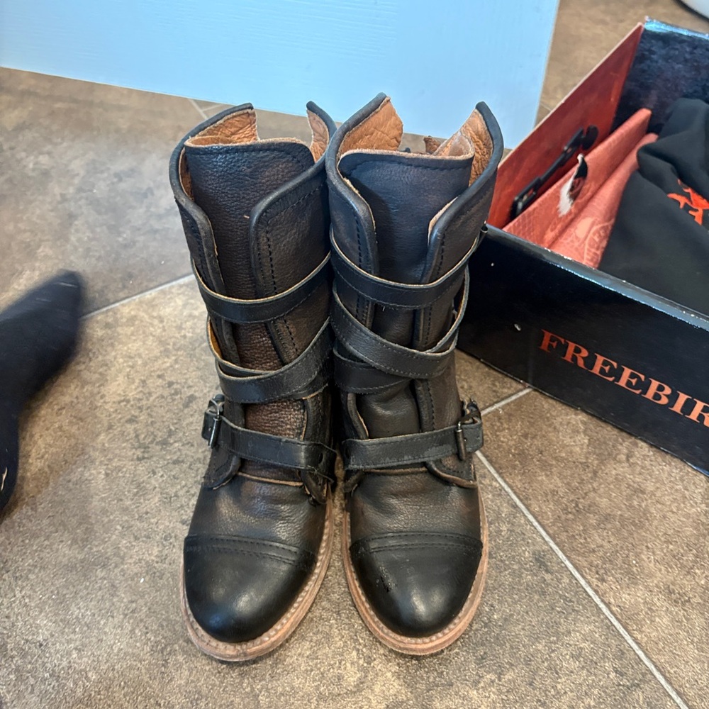 Freebird Canyon Black Leather Buckle Boots